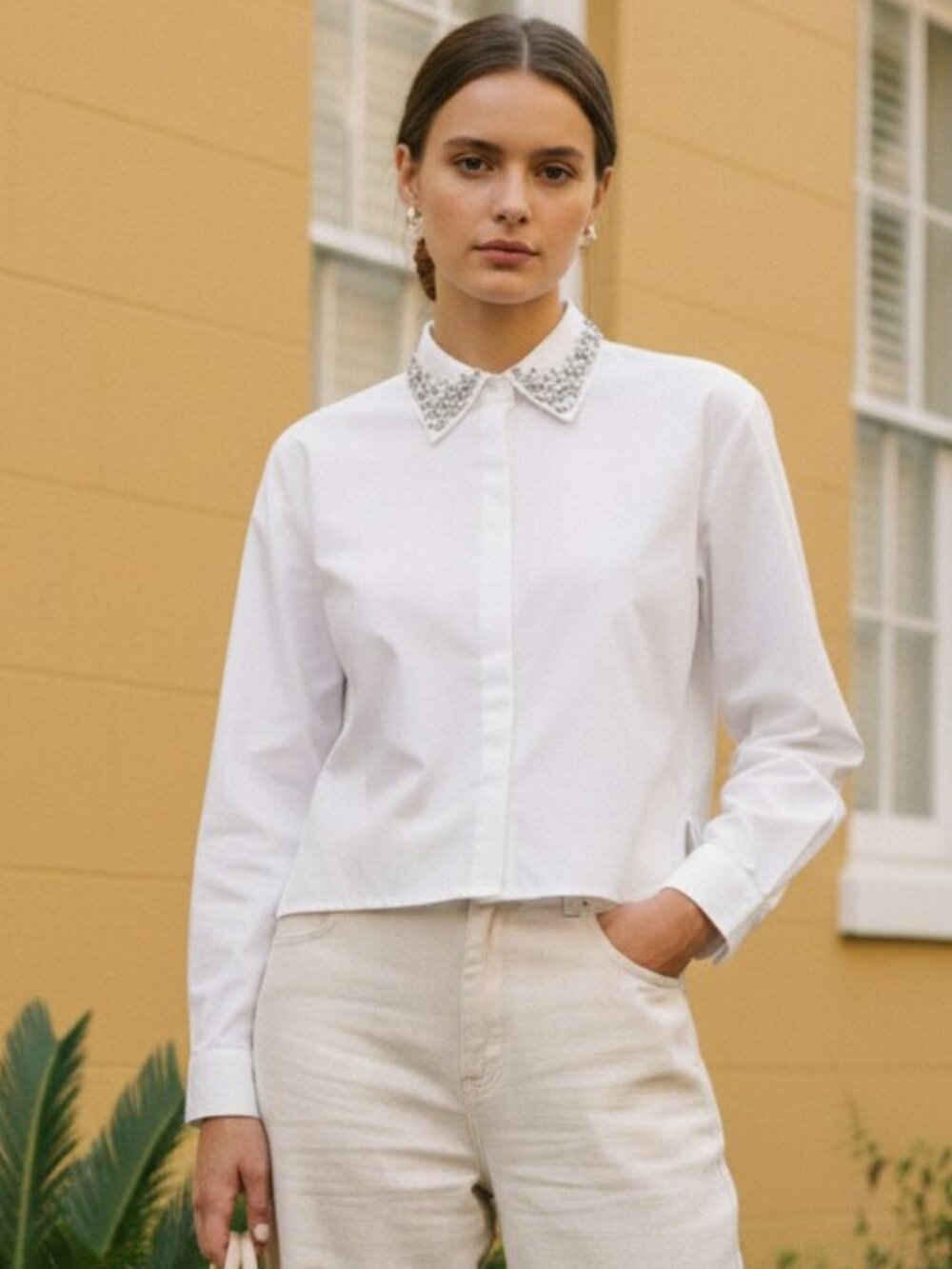 Tuckernuck Jasper Button Down White XS NWT Crystal Collar Embellished Cropped